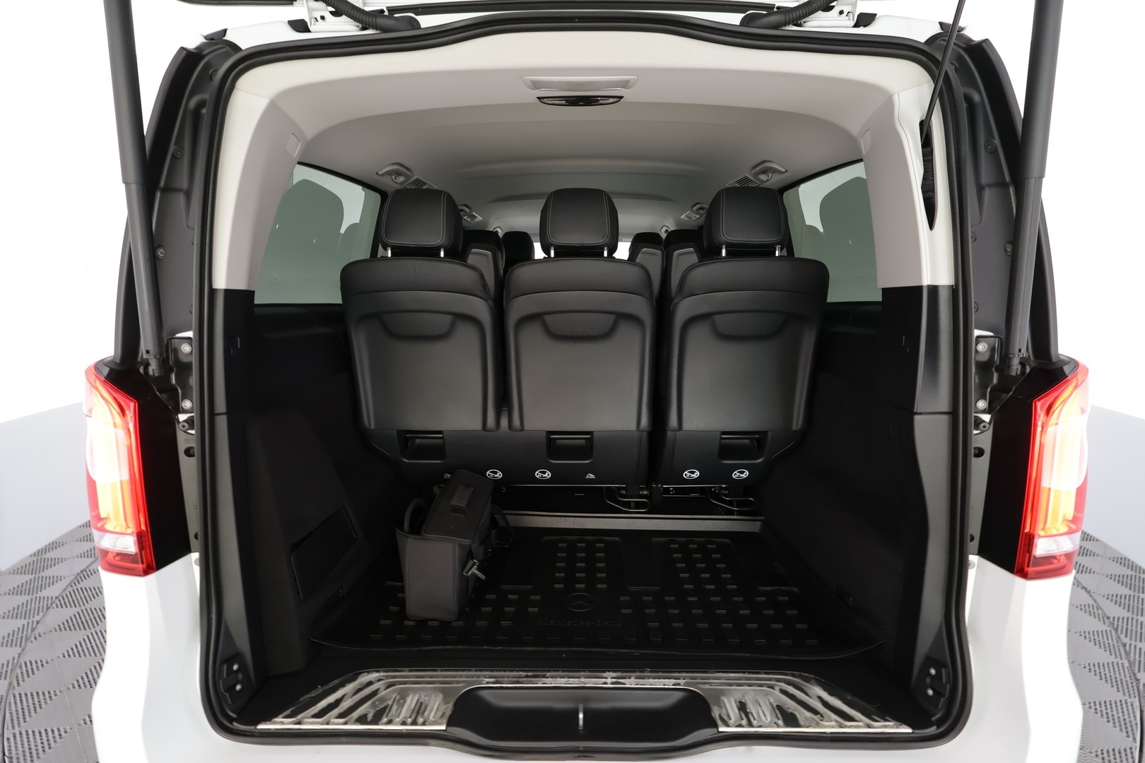 MERCEDES-BENZ EQV 2020