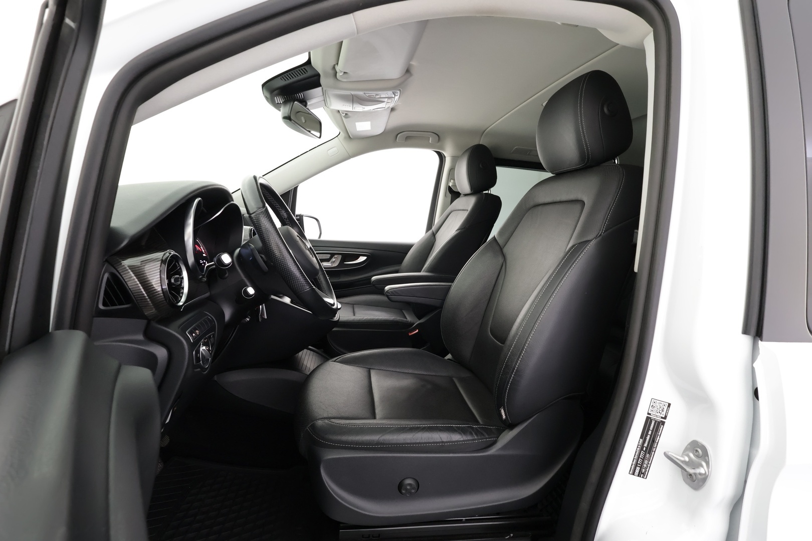 MERCEDES-BENZ EQV 2020