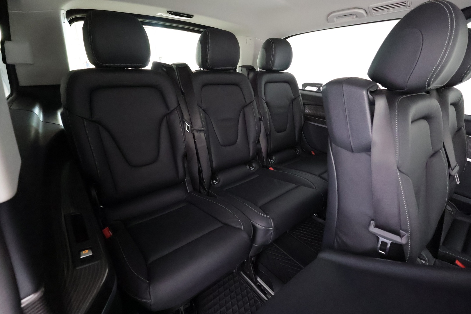 MERCEDES-BENZ EQV 2020