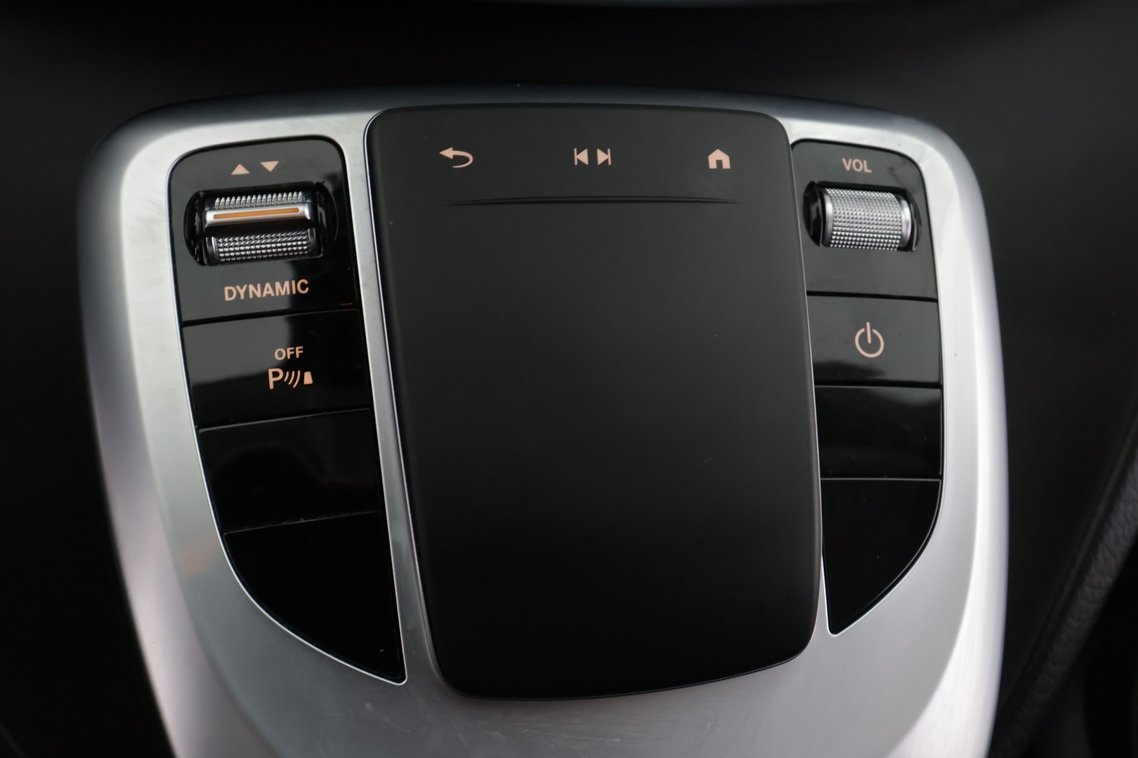 MERCEDES-BENZ EQV 2020