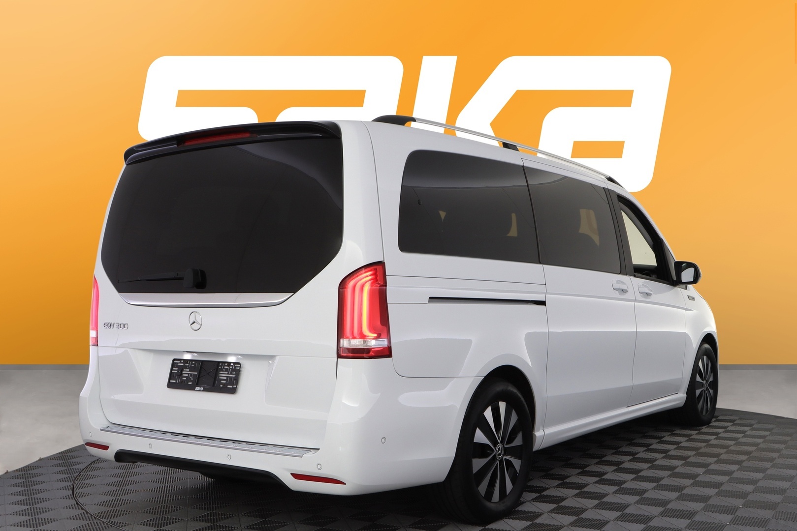 MERCEDES-BENZ EQV 2020