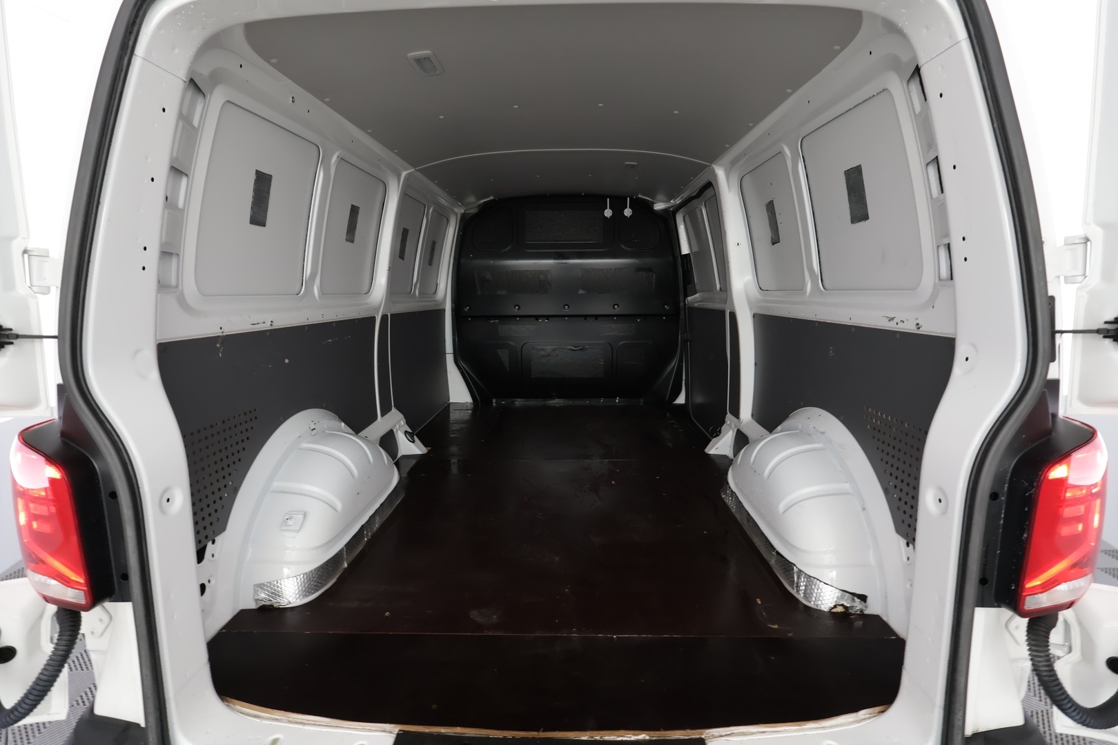 VOLKSWAGEN Transporter 2021