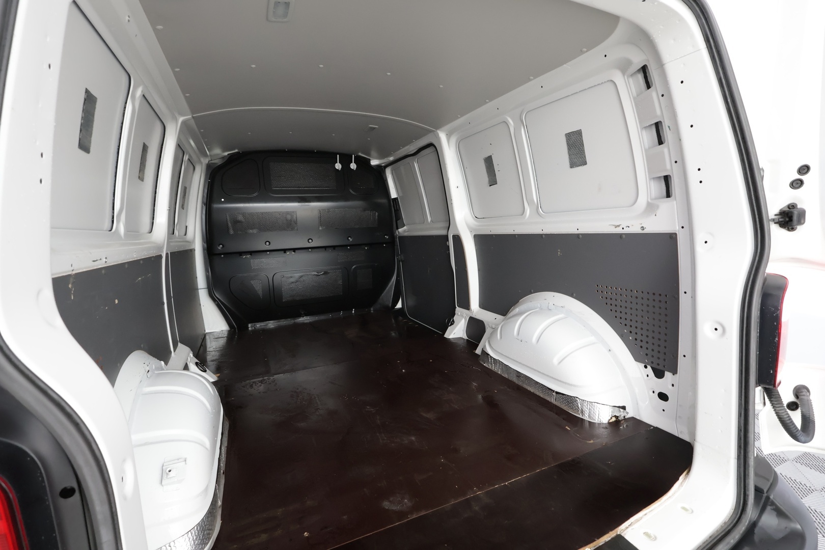 VOLKSWAGEN Transporter 2021