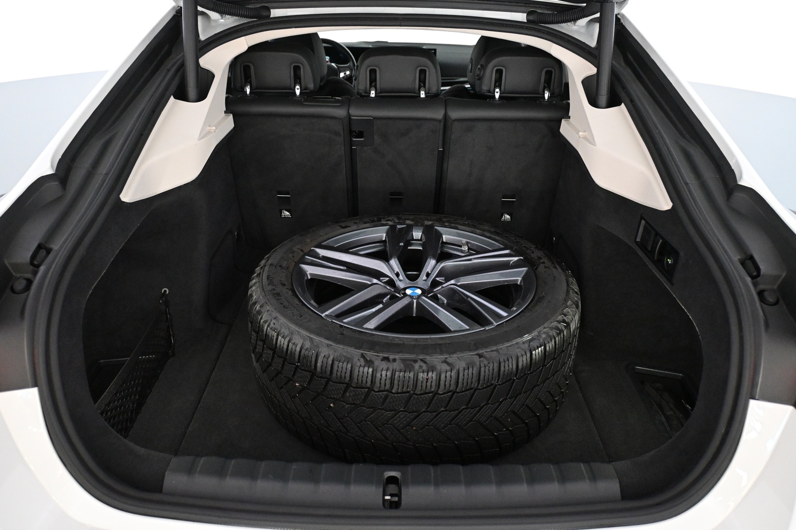 BMW i4 2024