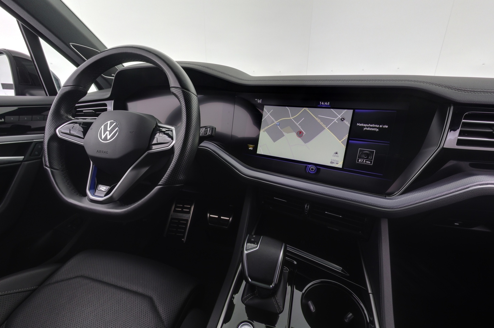 VOLKSWAGEN Touareg 2021