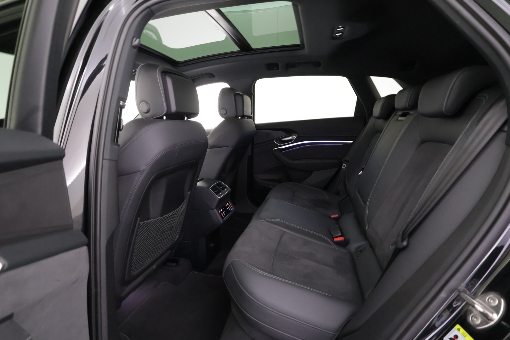 AUDI Q8 e-tron 2024