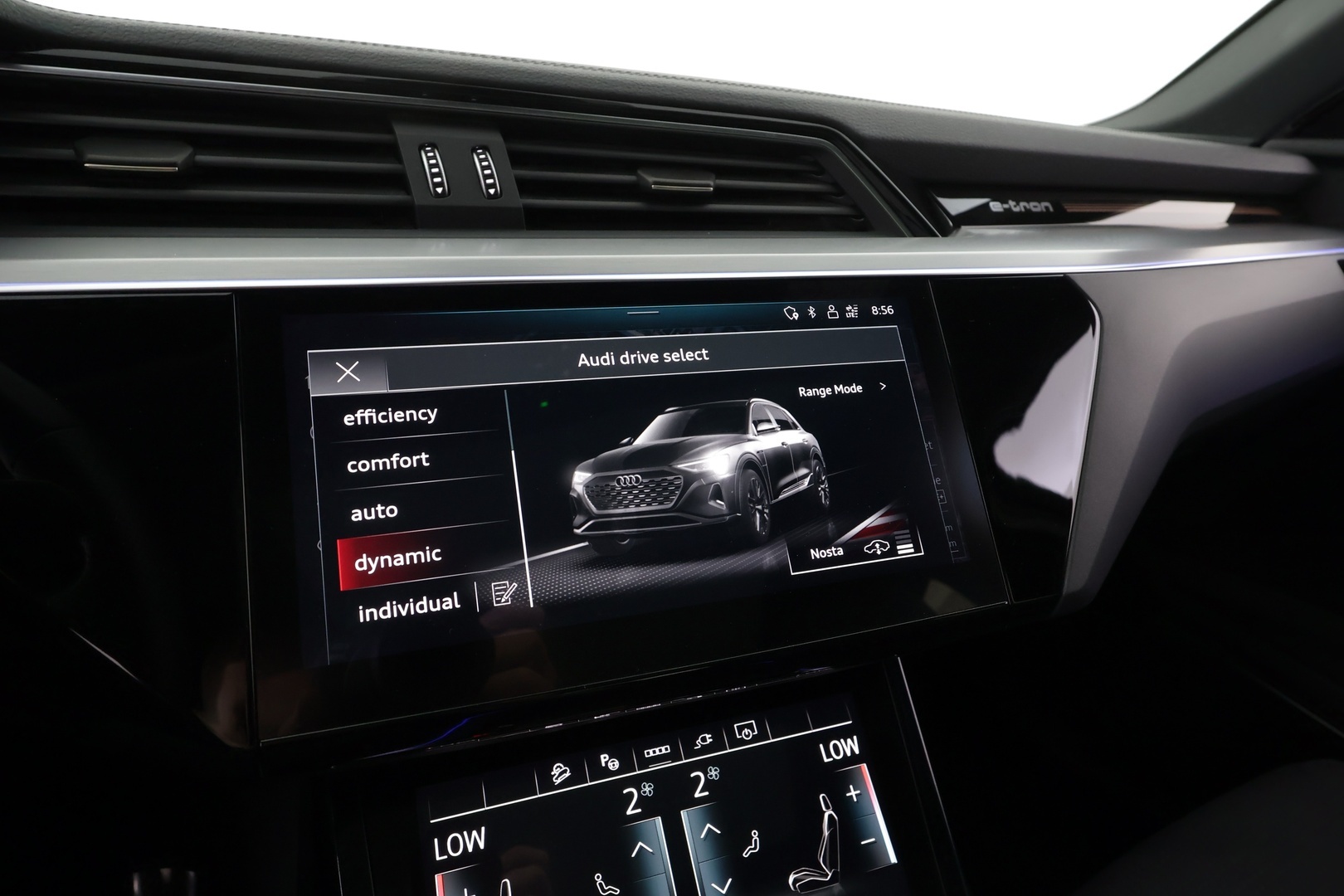 AUDI Q8 e-tron 2024