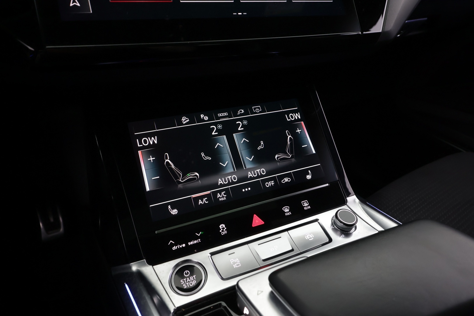 AUDI Q8 e-tron 2024