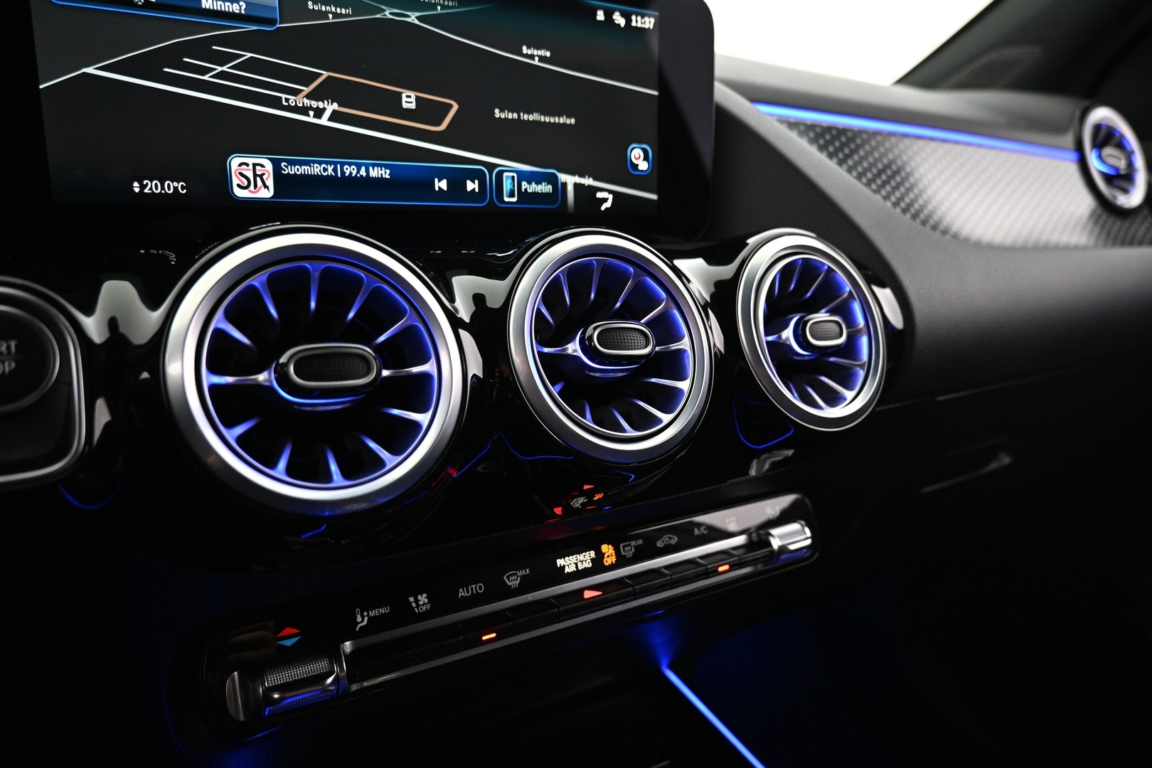 MERCEDES-BENZ EQA 2025