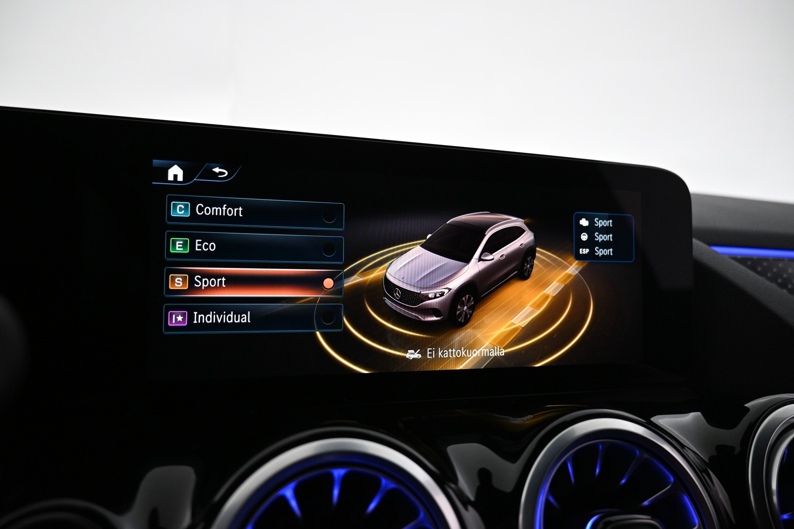 MERCEDES-BENZ EQA 2025