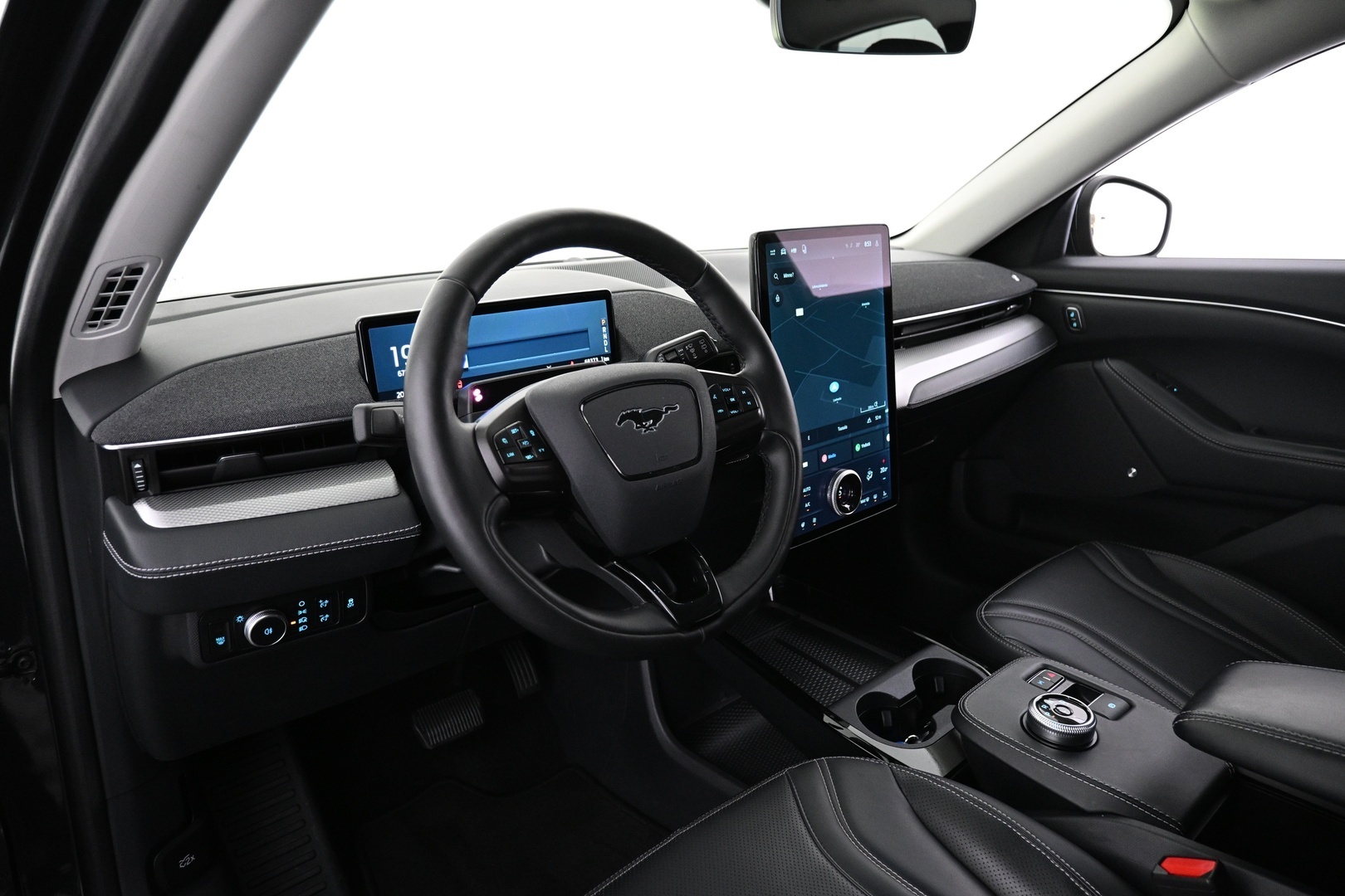 FORD Mustang Mach-E 2022