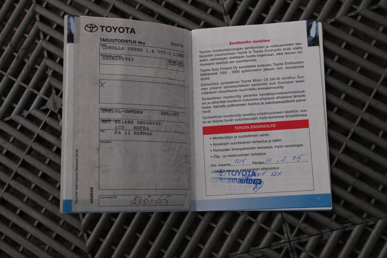 TOYOTA Corolla Verso 2005