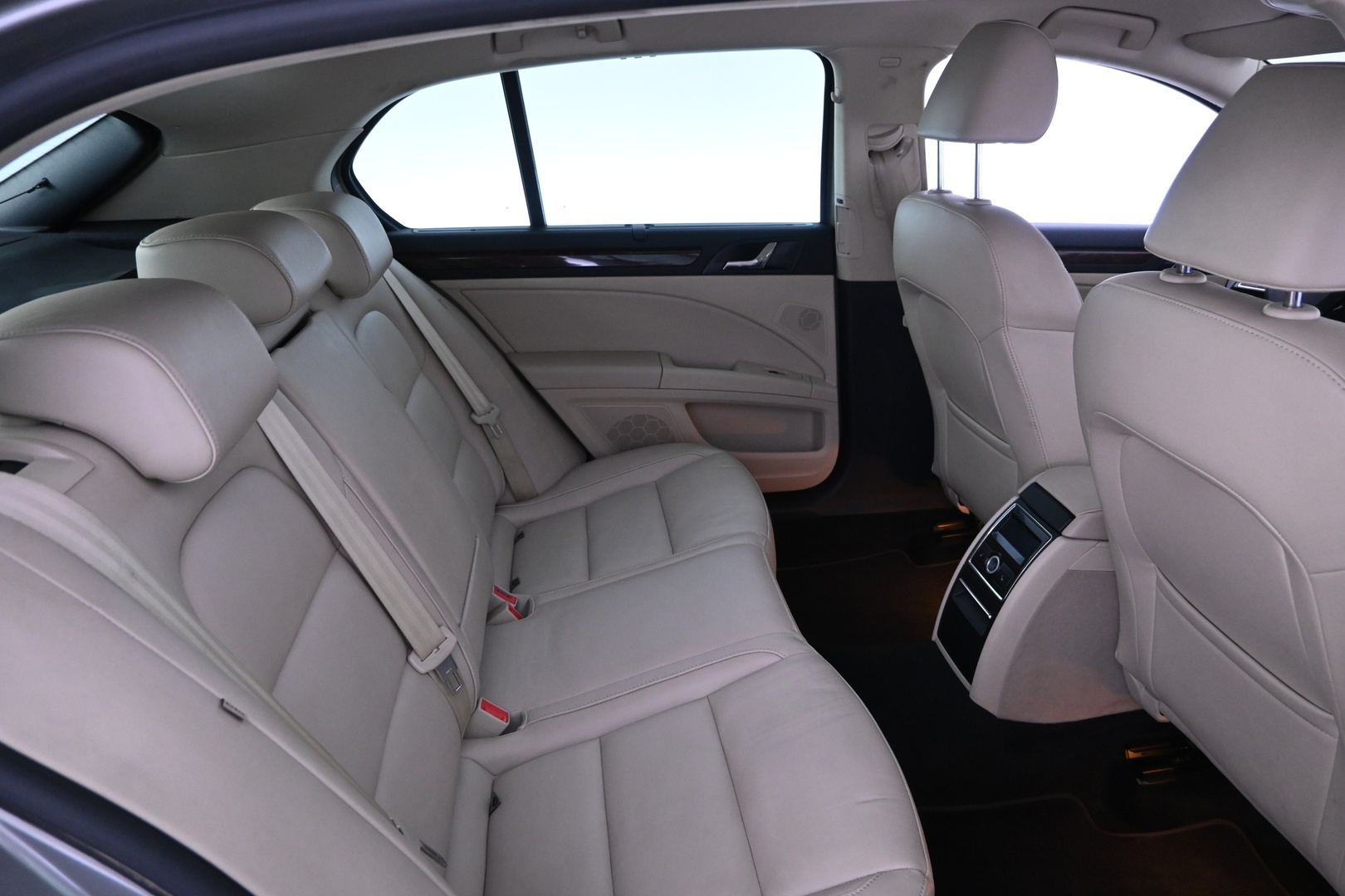 SKODA Superb 2015