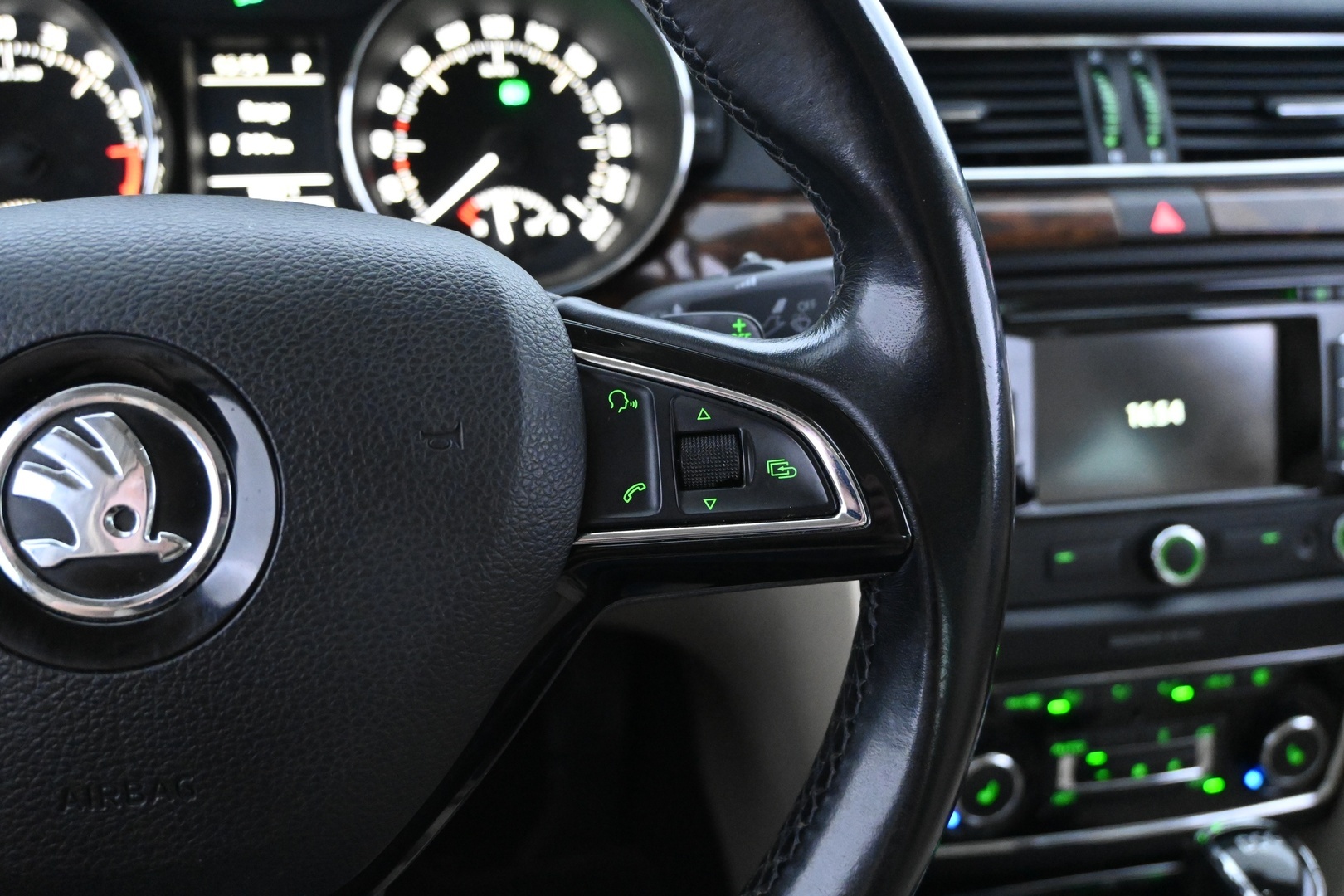 SKODA Superb 2015