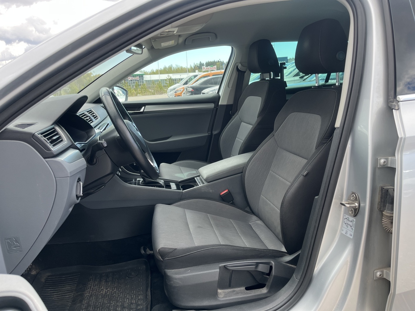 SKODA Superb 2016