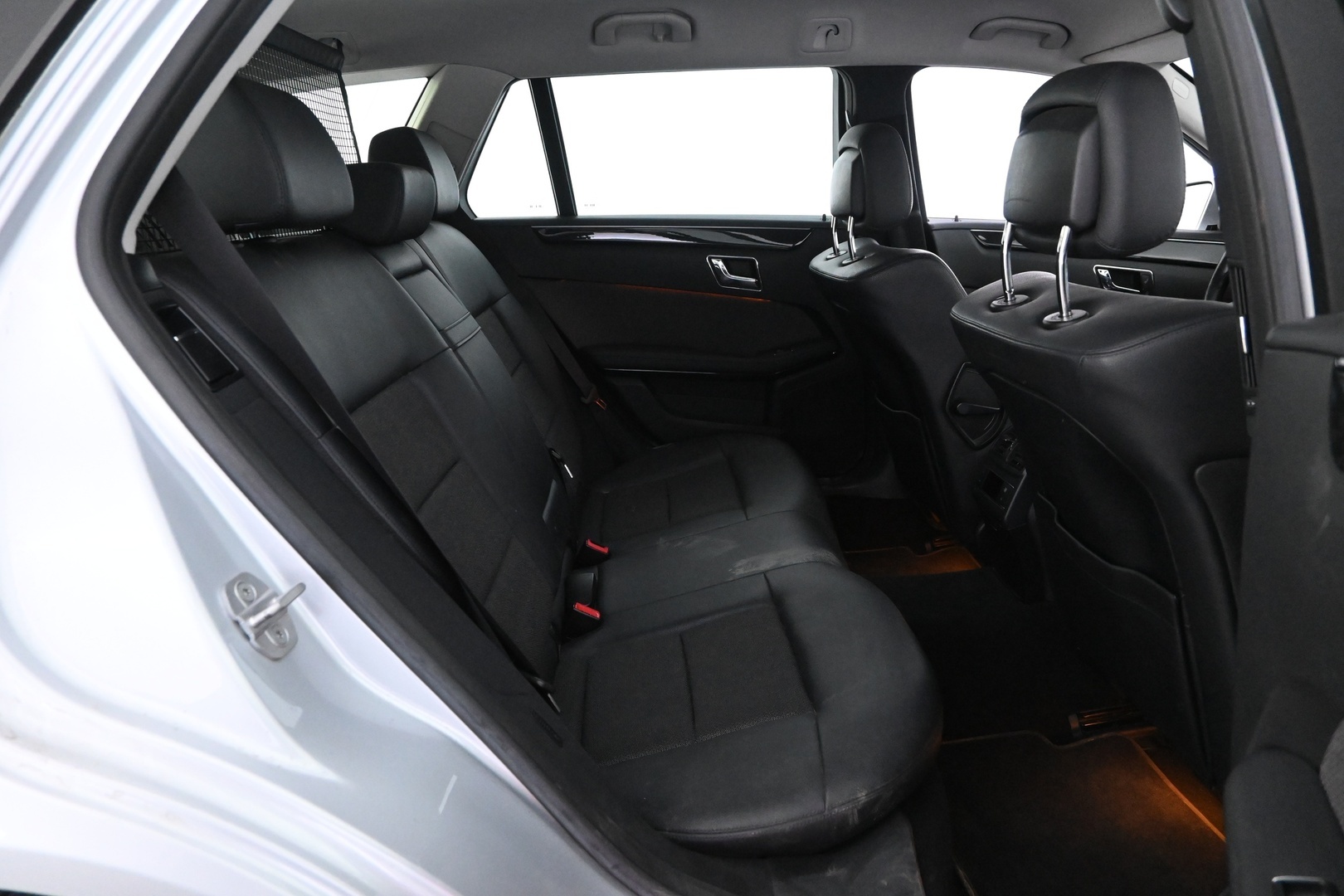MERCEDES-BENZ E 2011
