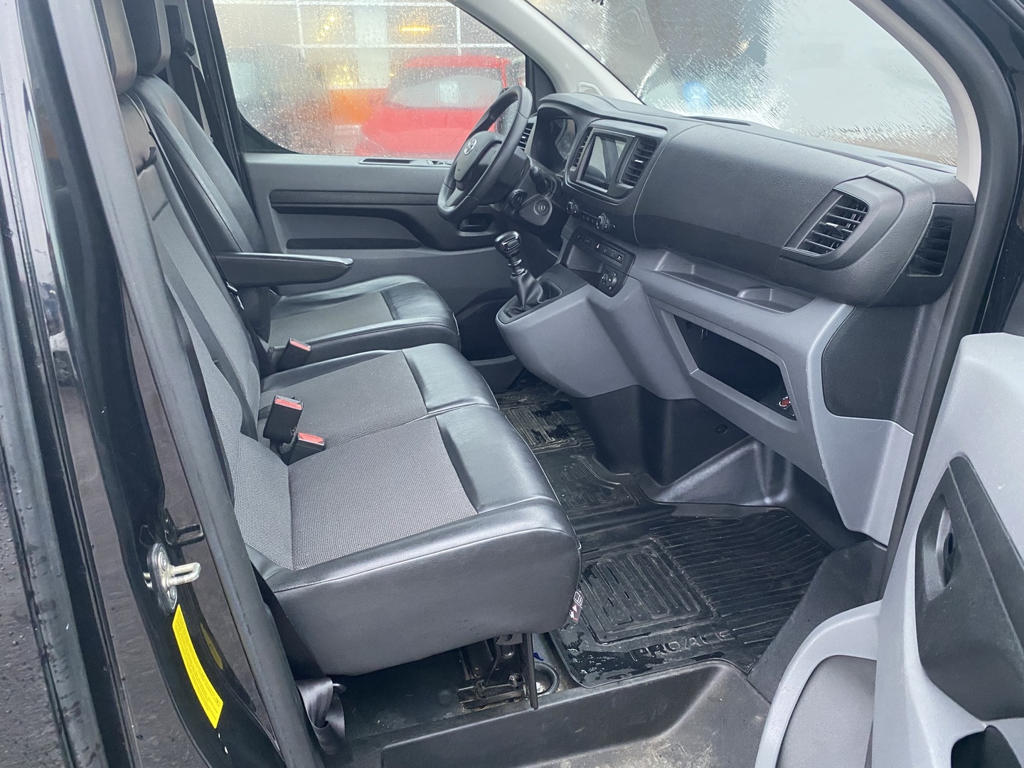 TOYOTA Proace 2018