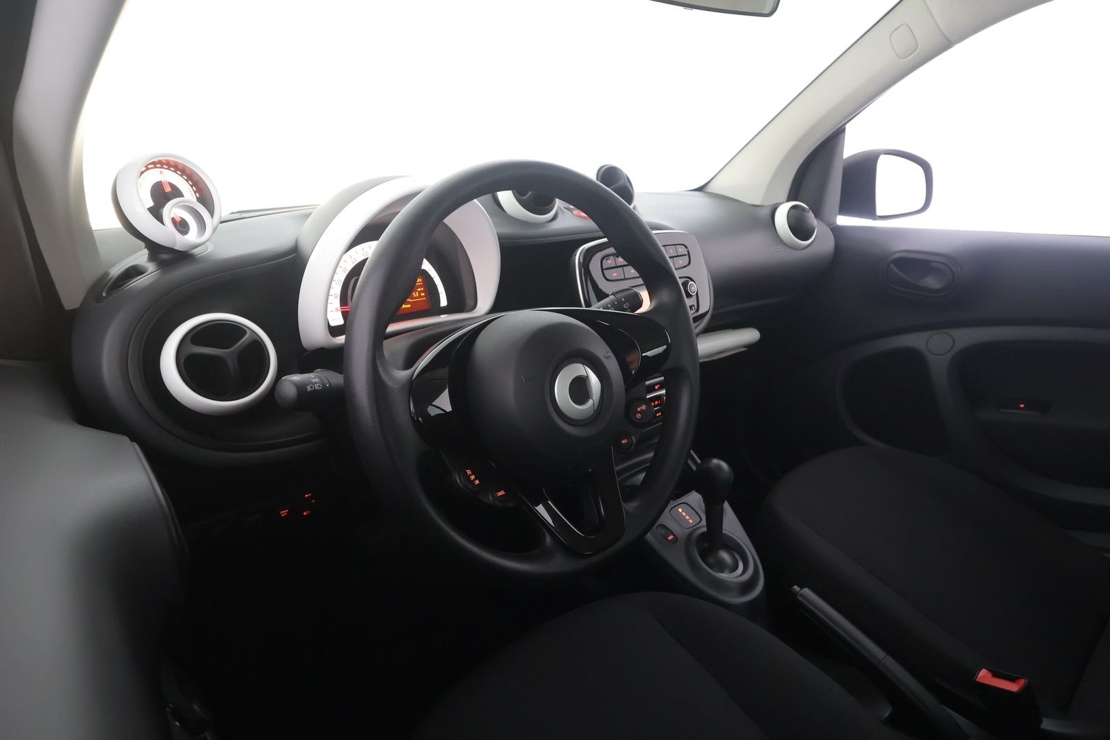SMART fortwo 2019