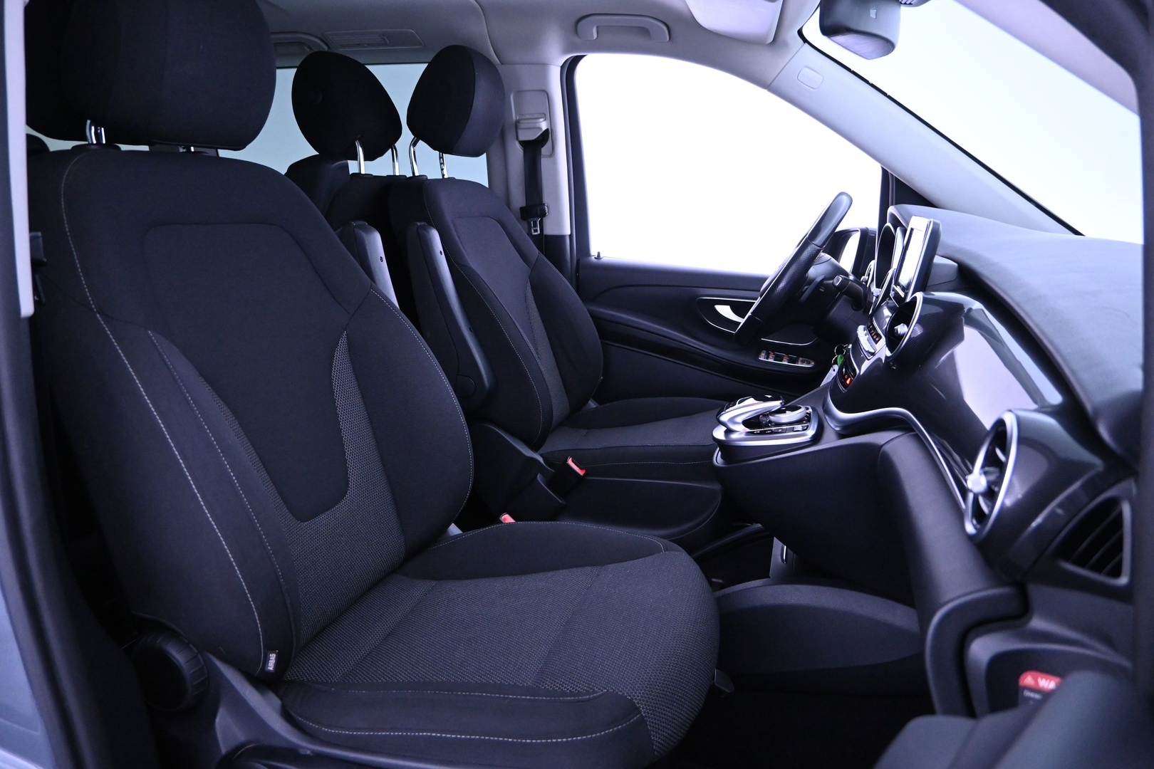 MERCEDES-BENZ V 2016