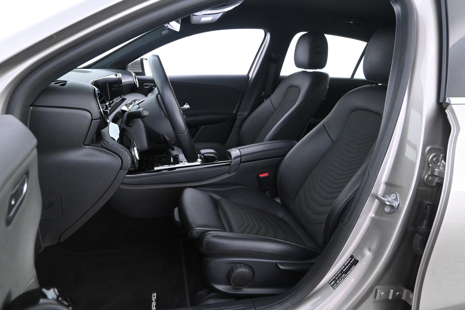 MERCEDES-BENZ A 2019