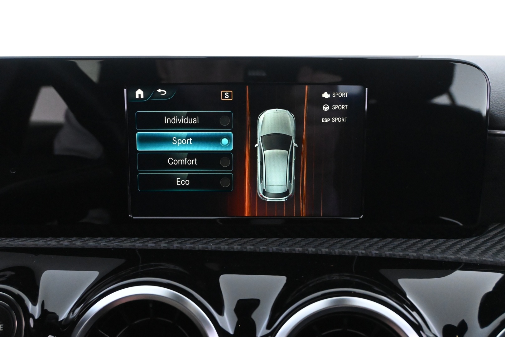 MERCEDES-BENZ A 2019