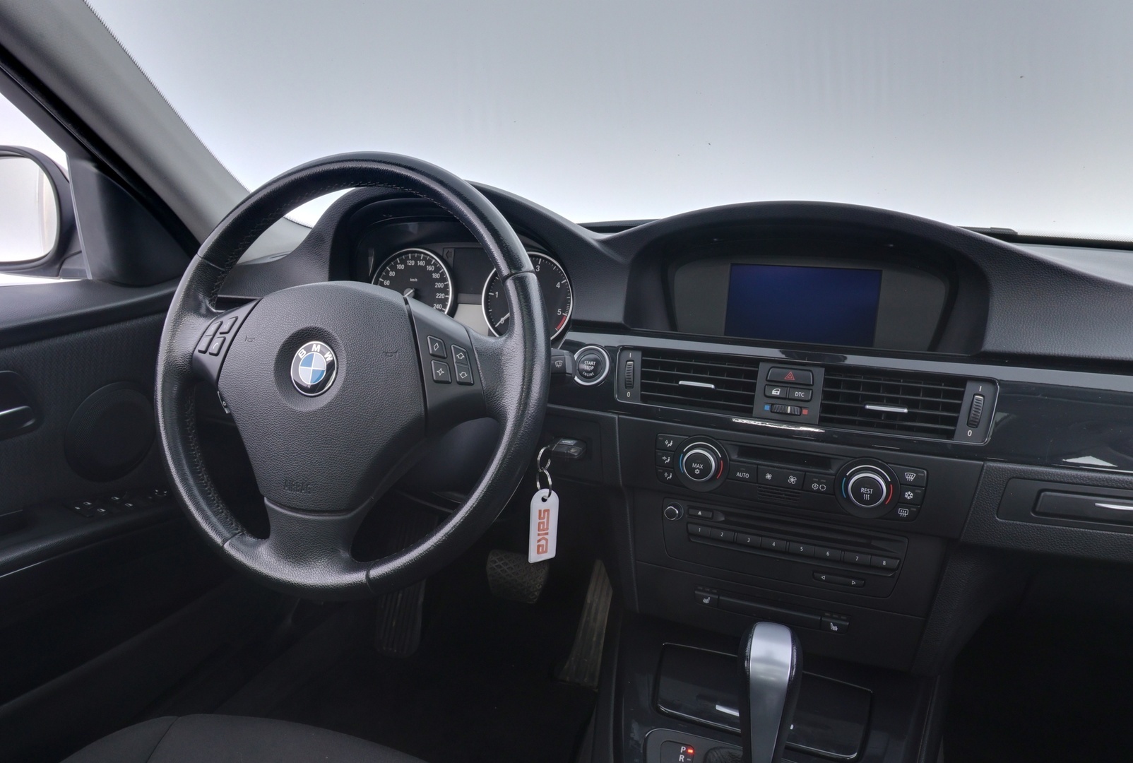 BMW 320 2009