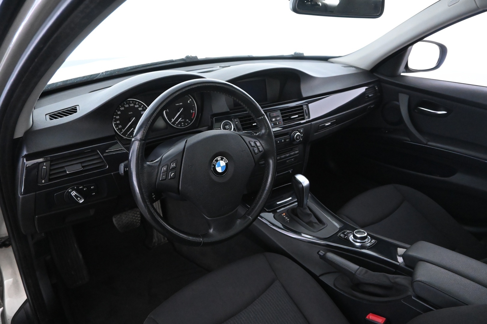 BMW 320 2009