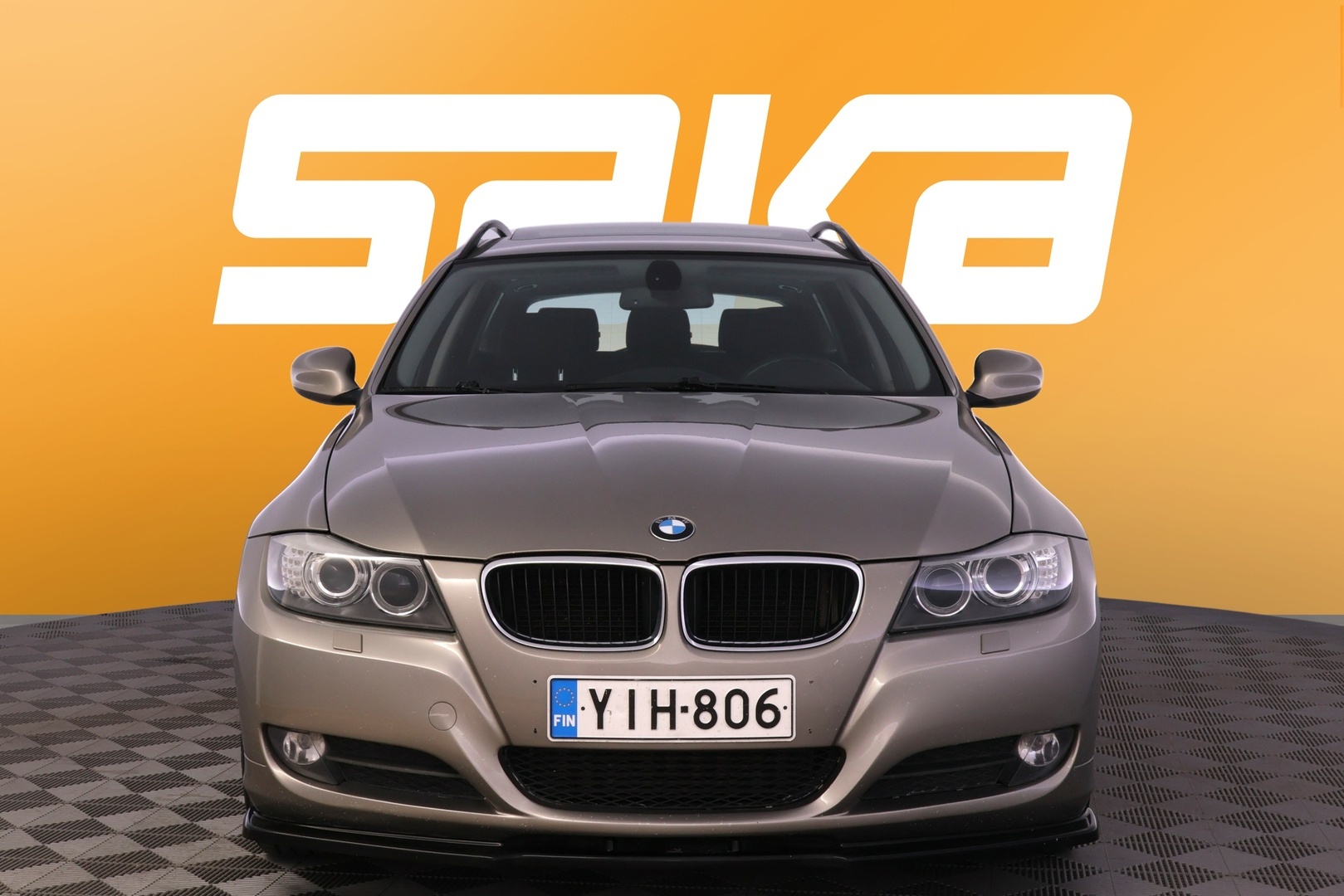 BMW 320 2009