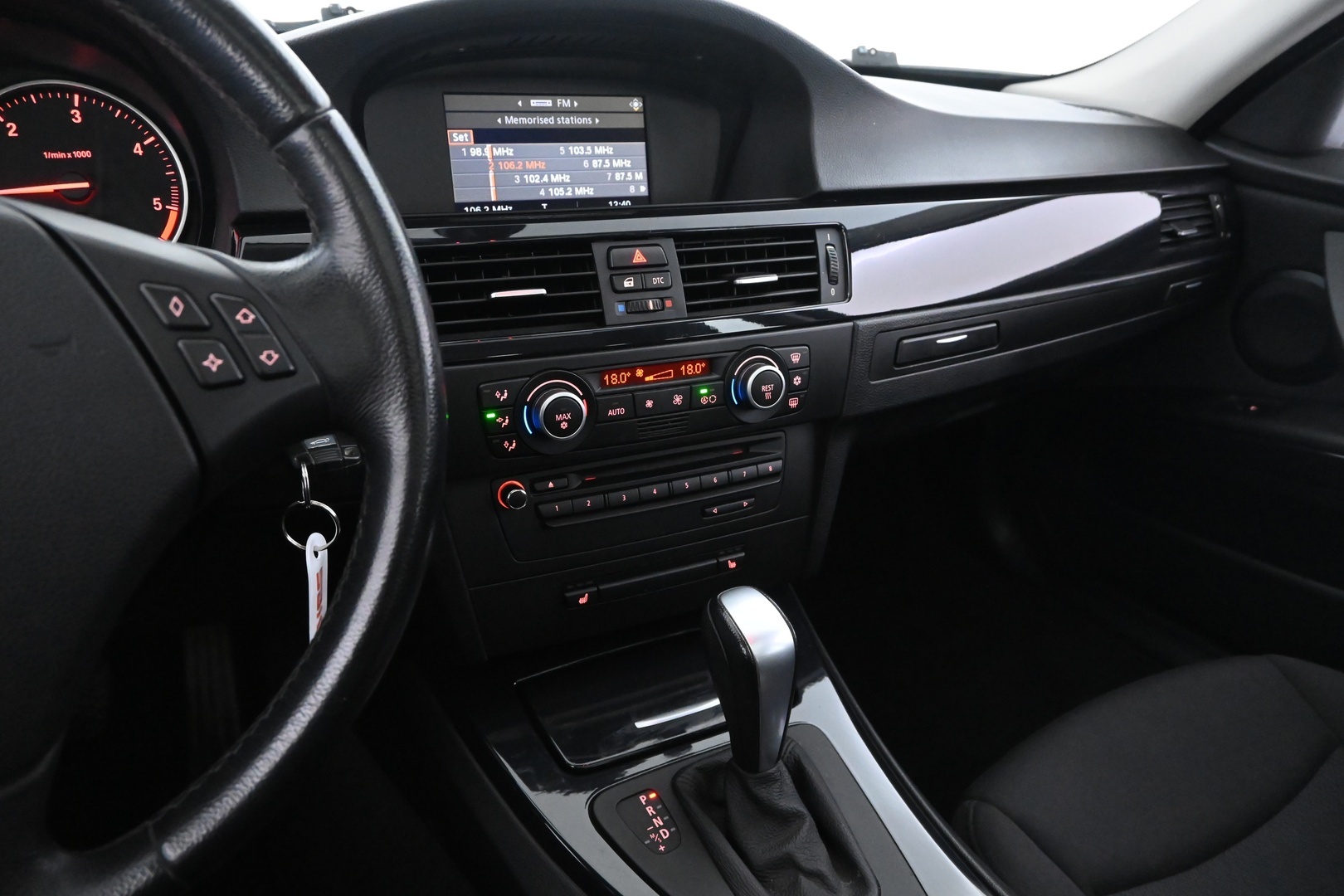 BMW 320 2009