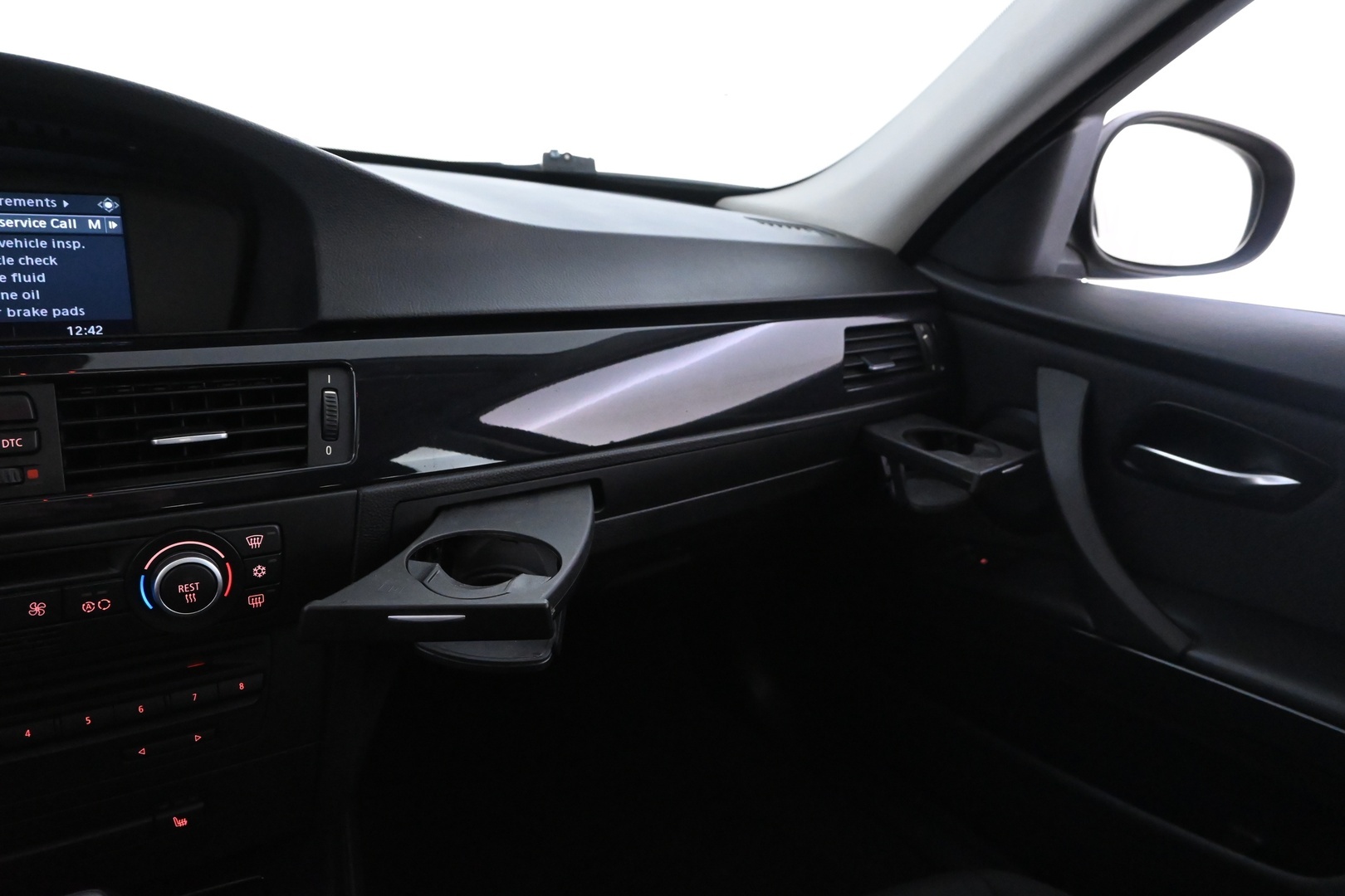 BMW 320 2009