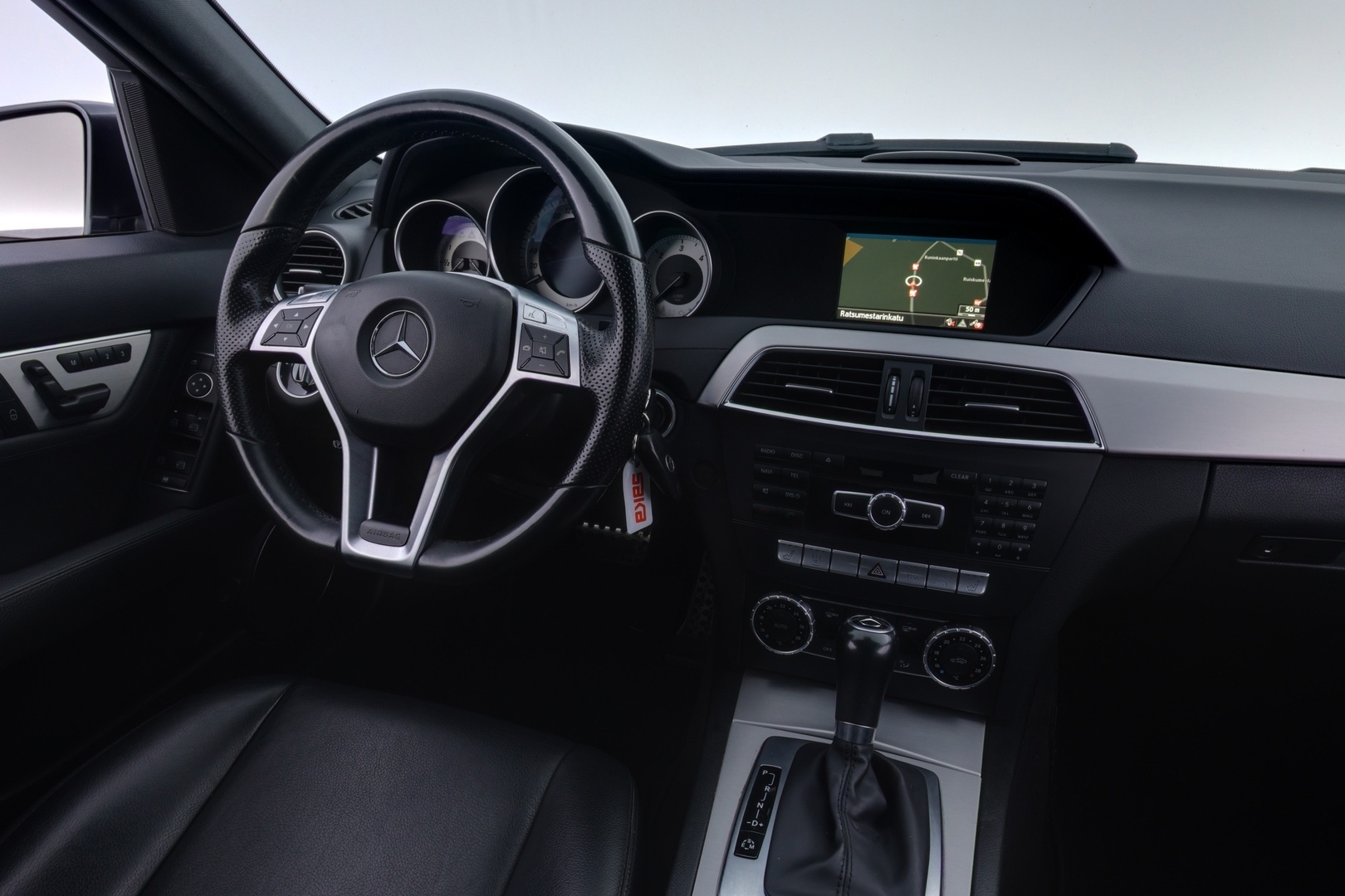 MERCEDES-BENZ C 2014