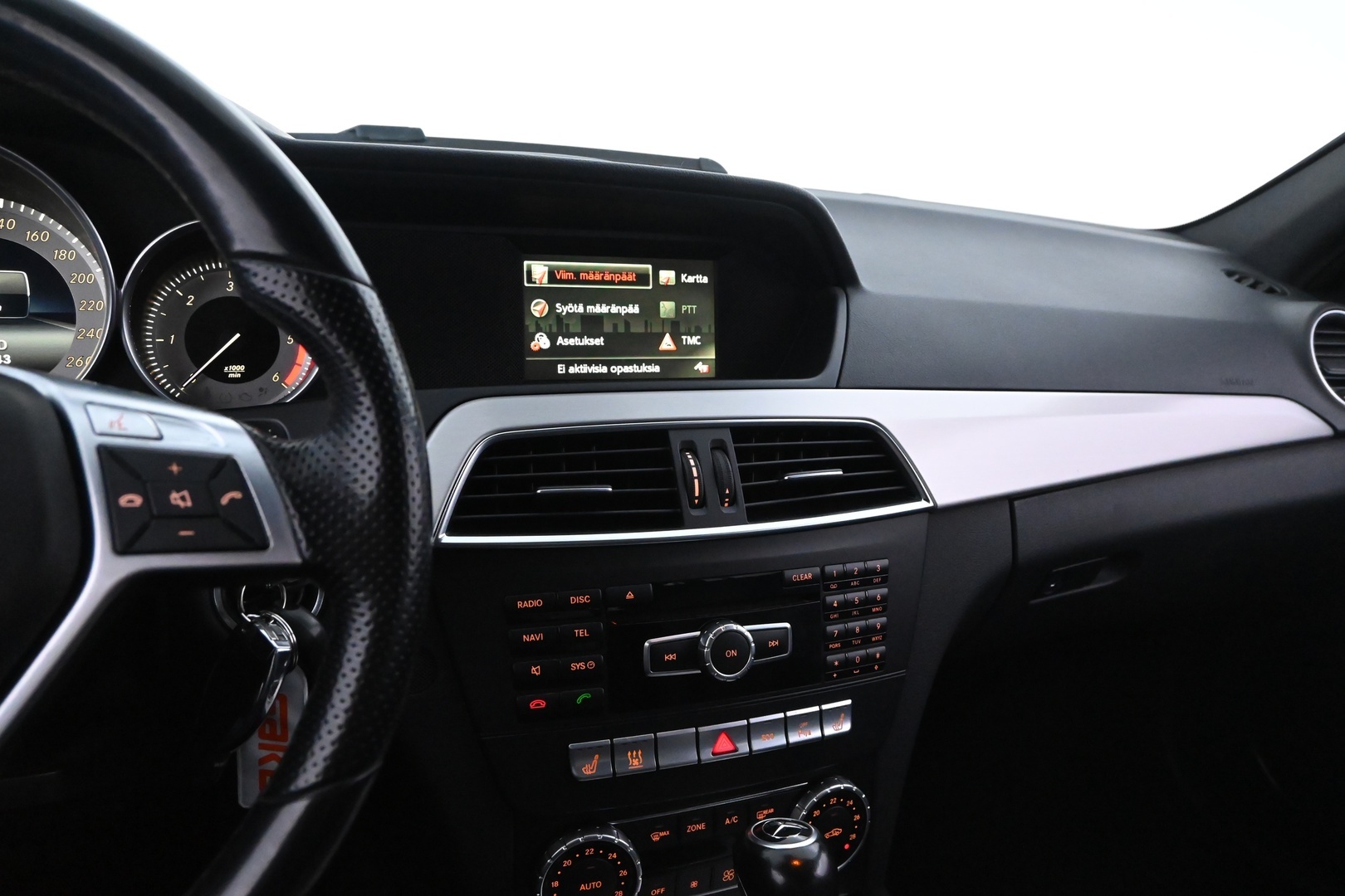 MERCEDES-BENZ C 2014