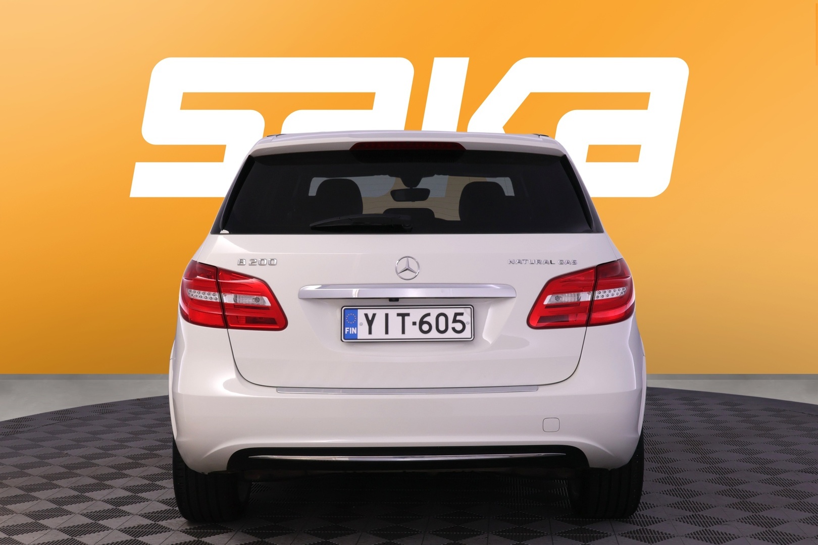 MERCEDES-BENZ B 2016
