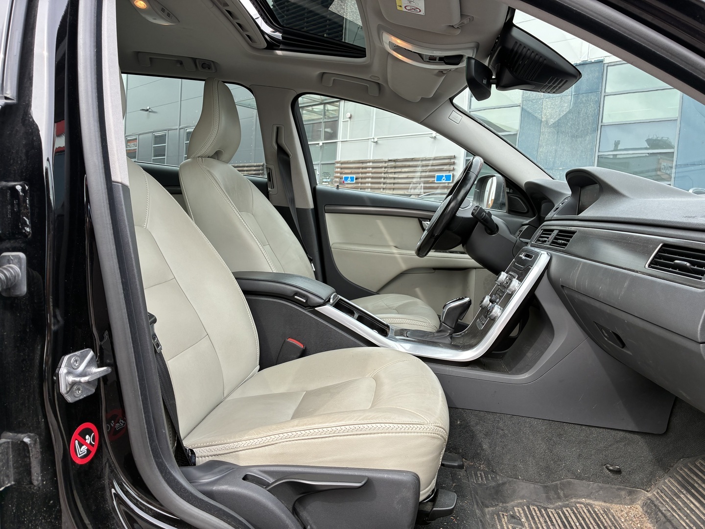 VOLVO XC70 2016