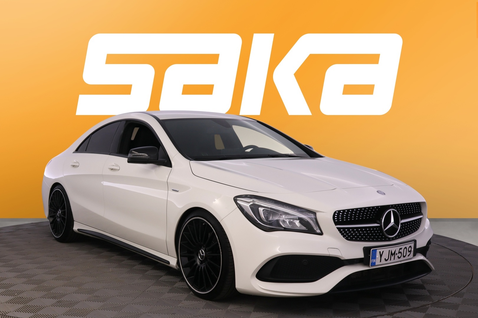 MERCEDES-BENZ CLA 2017