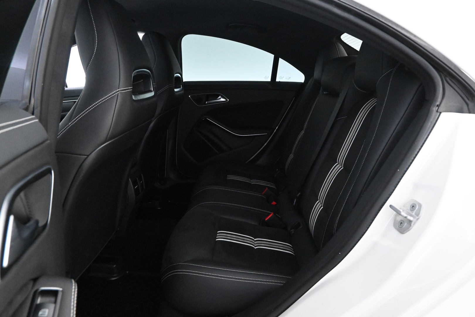 MERCEDES-BENZ CLA 2017