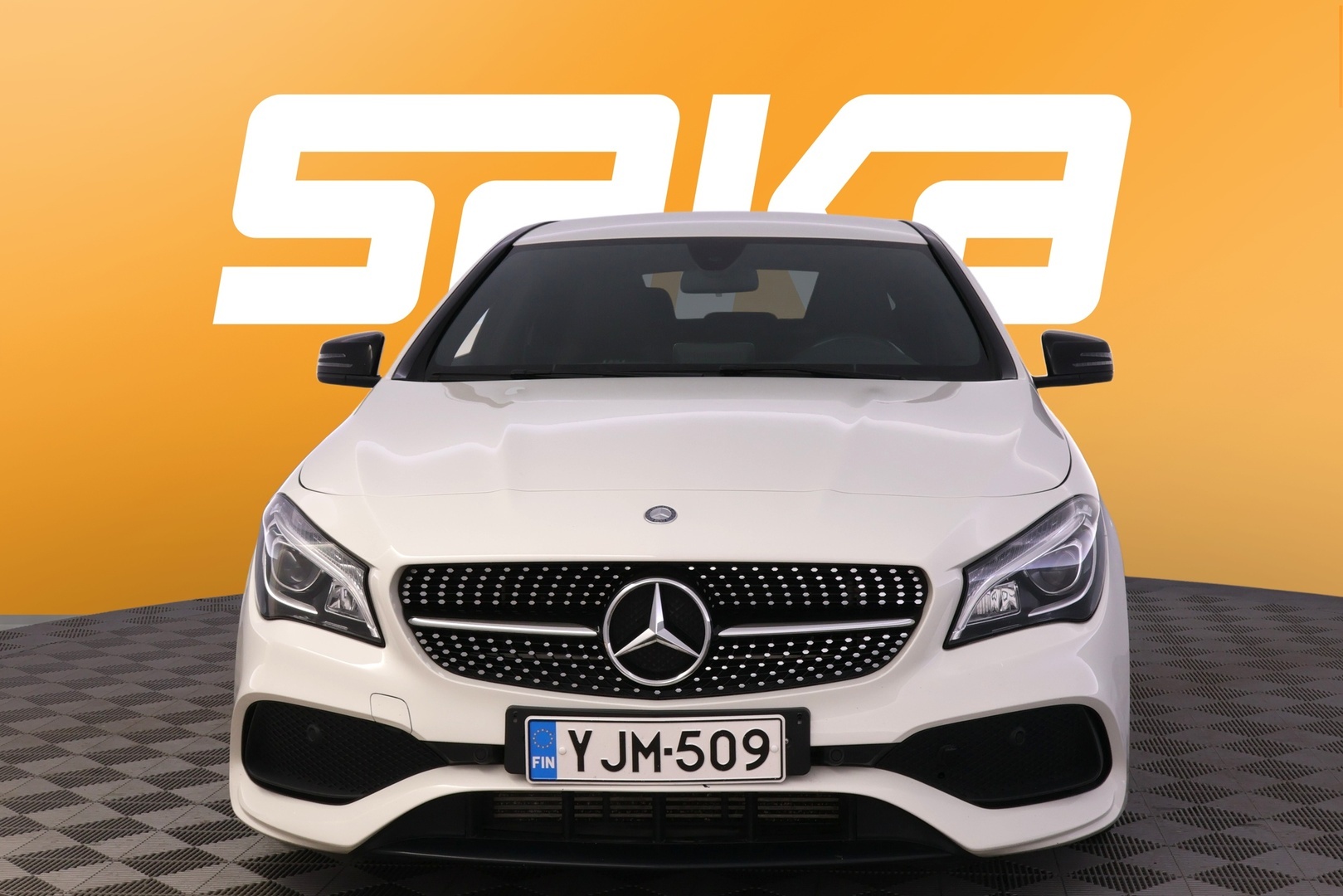 MERCEDES-BENZ CLA 2017