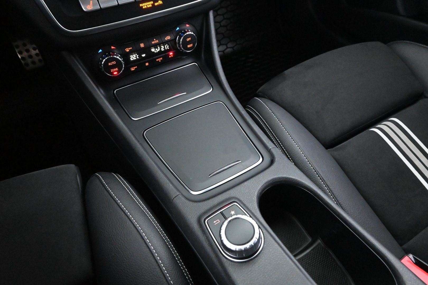 MERCEDES-BENZ CLA 2017