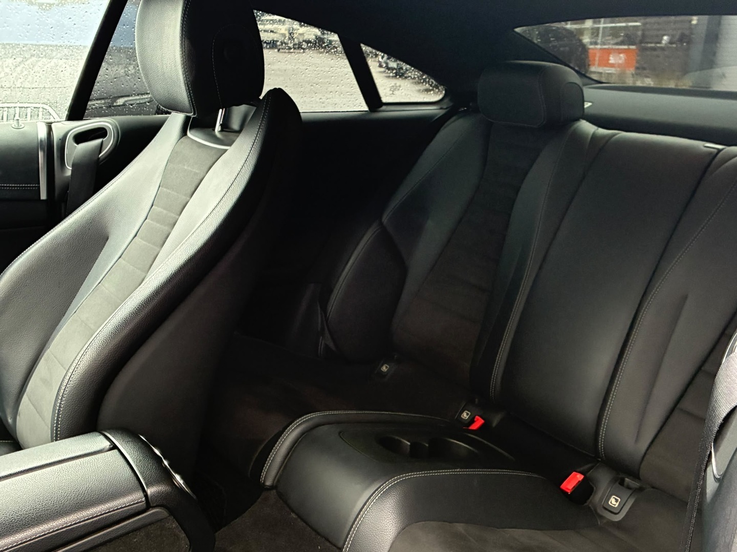 MERCEDES-BENZ E 2017