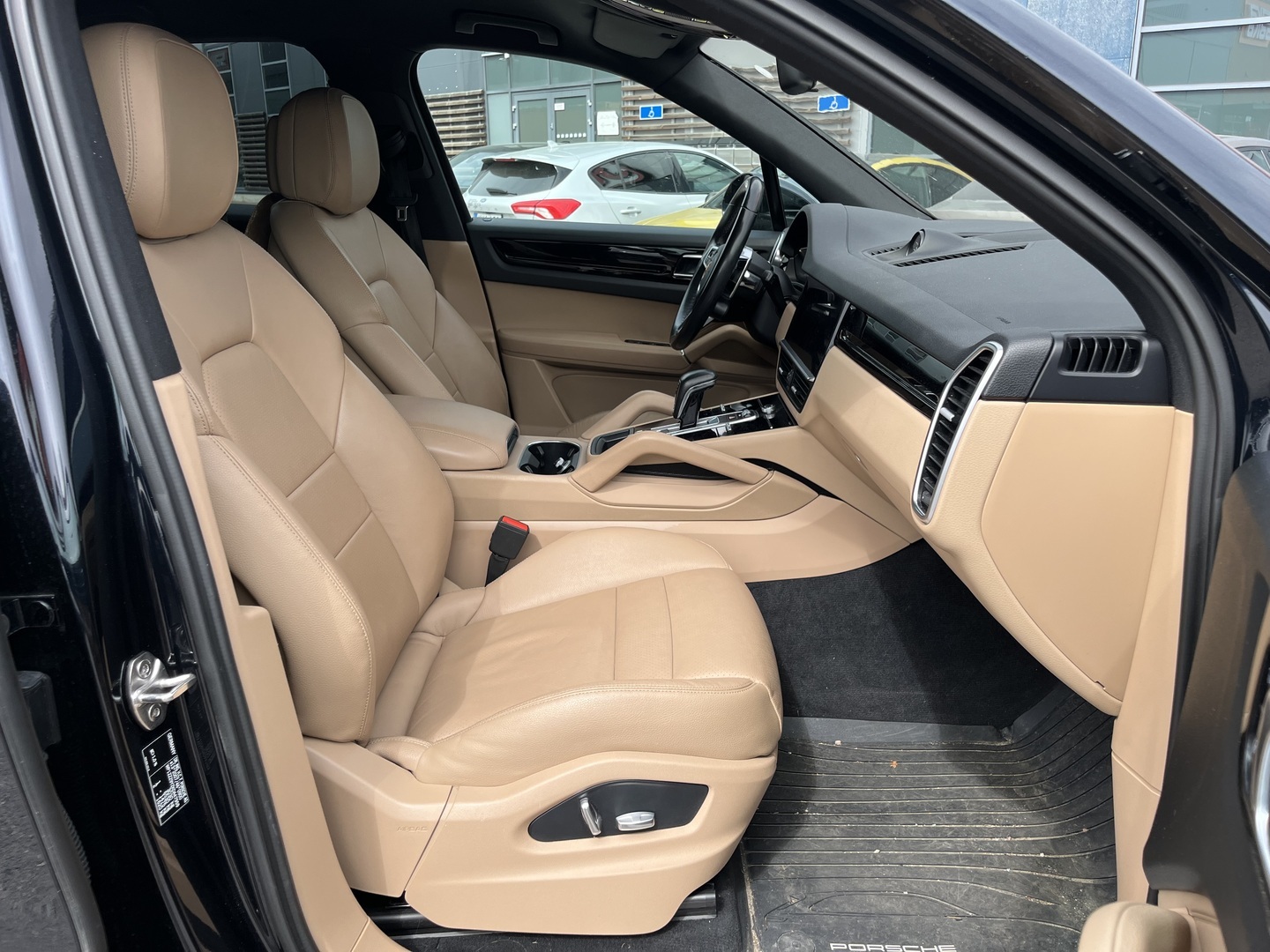 PORSCHE Cayenne 2019