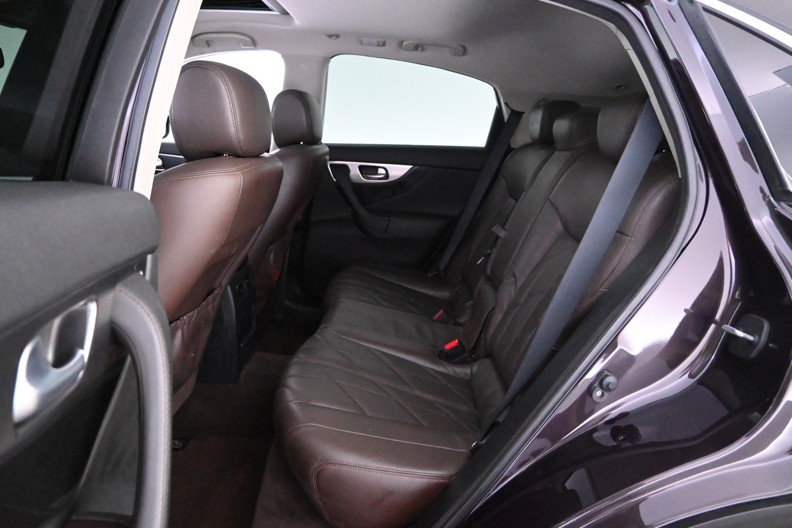 INFINITI FX30D 2010