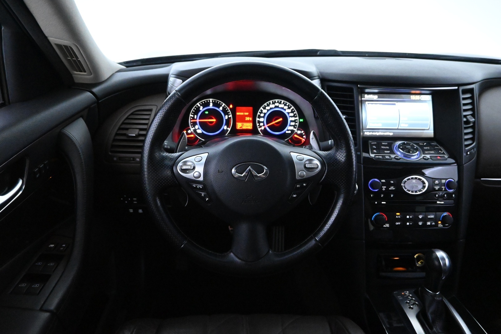 INFINITI FX30D 2010