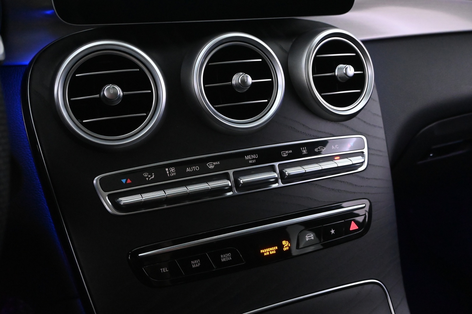 MERCEDES-BENZ GLC 2020