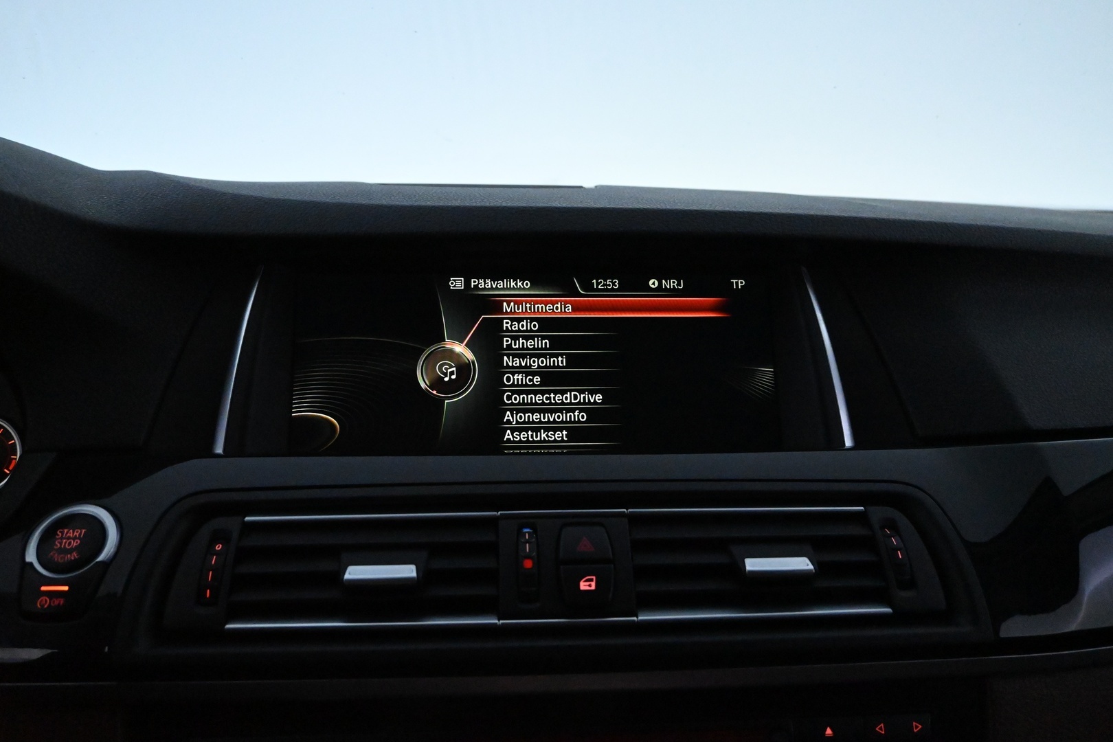 BMW 520 2016