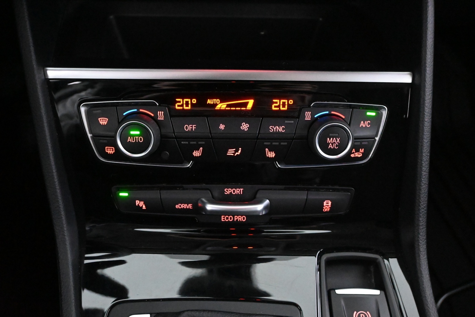 BMW 225 2020