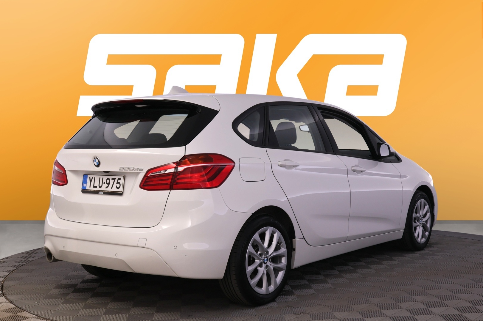 BMW 225 2020