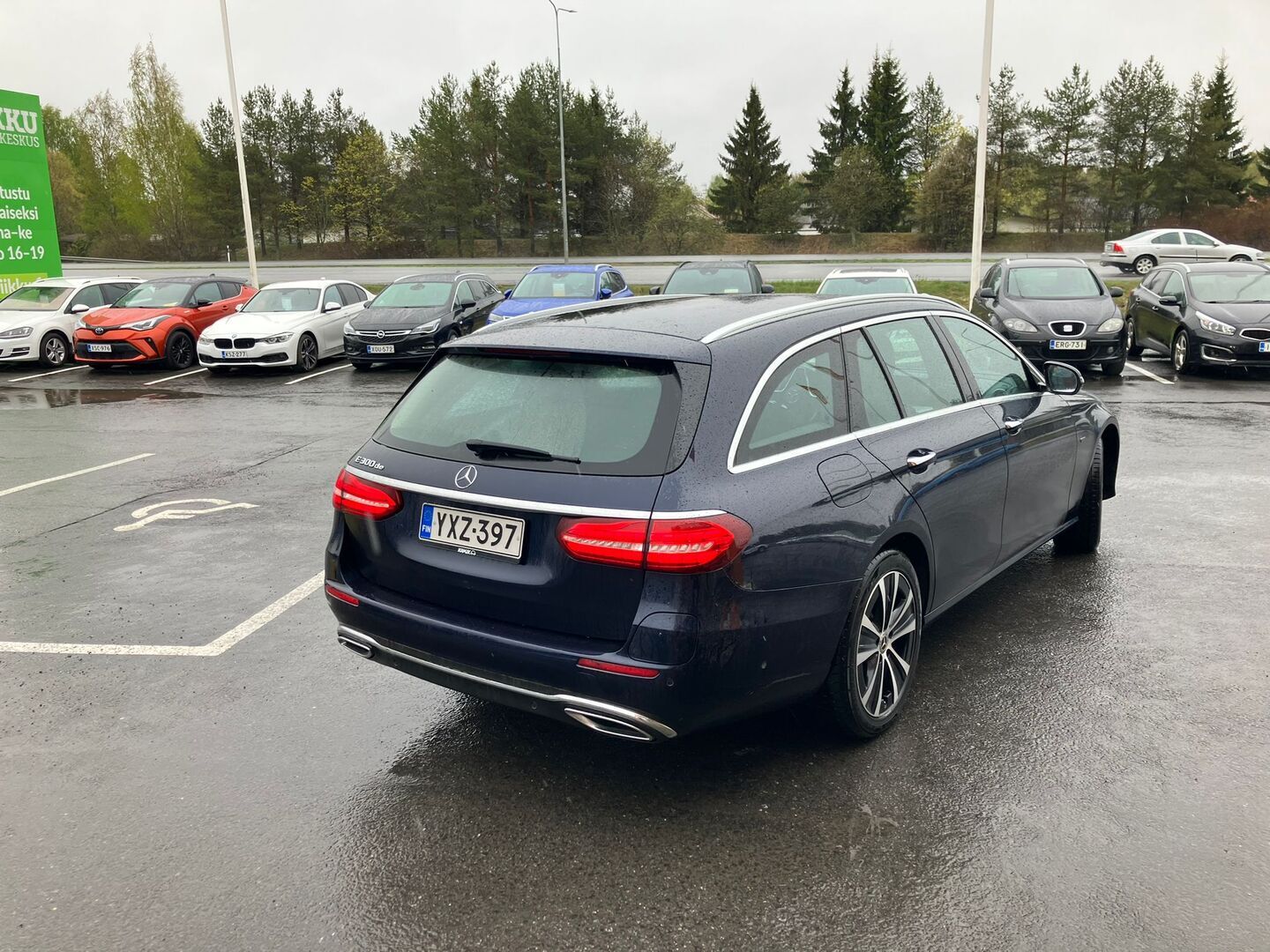 MERCEDES-BENZ E 2021