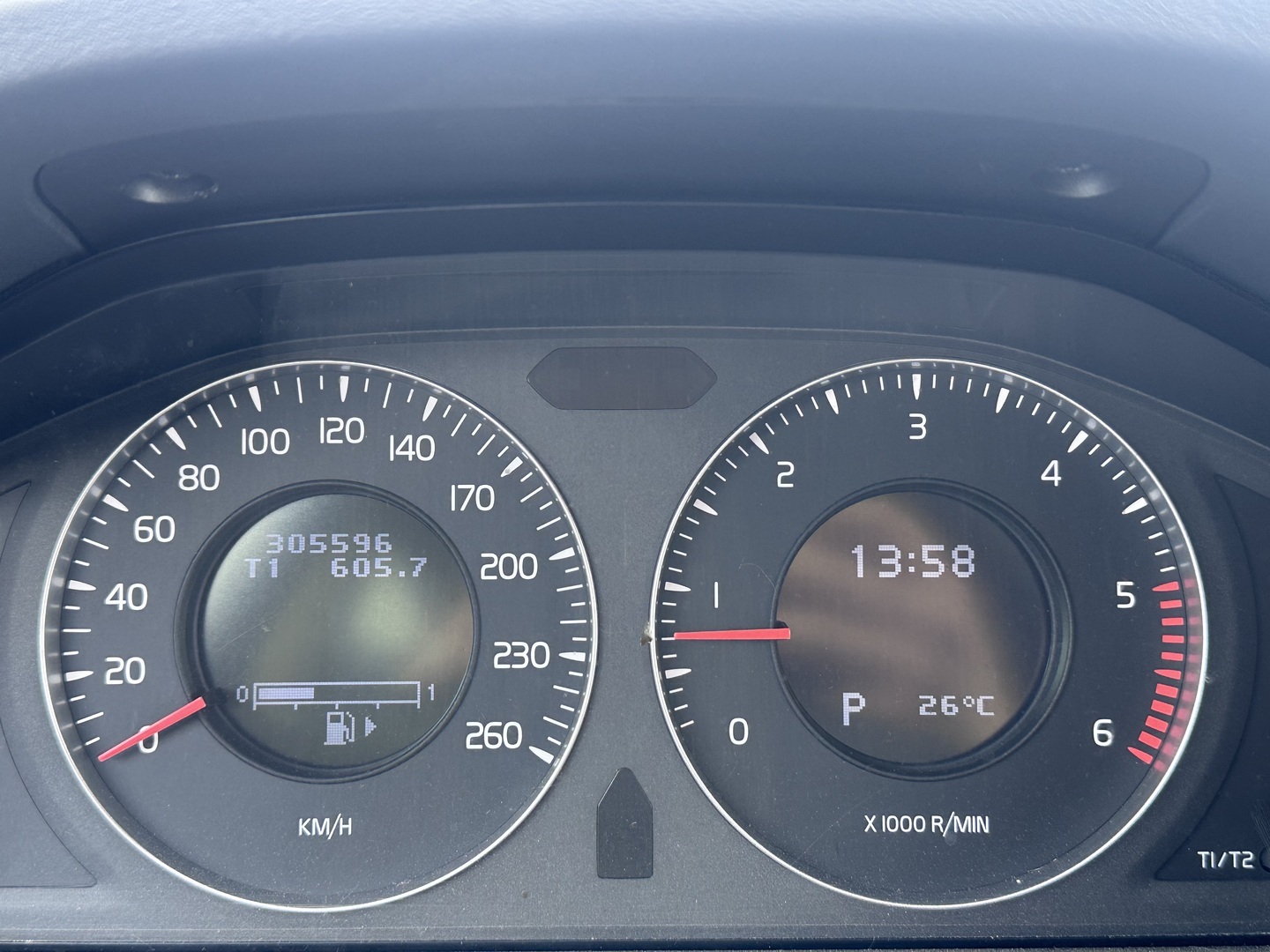 VOLVO XC70 2008