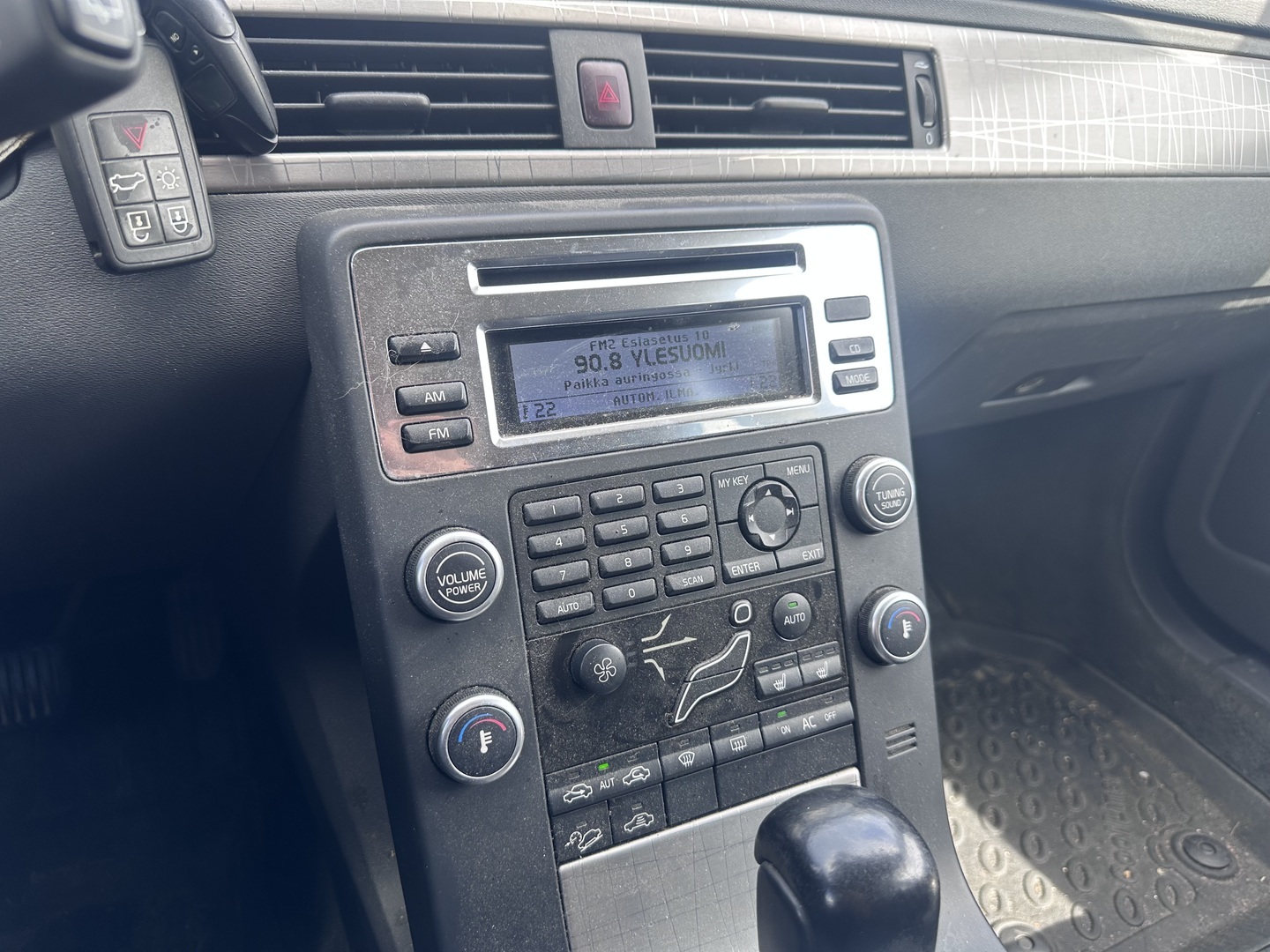 VOLVO XC70 2008