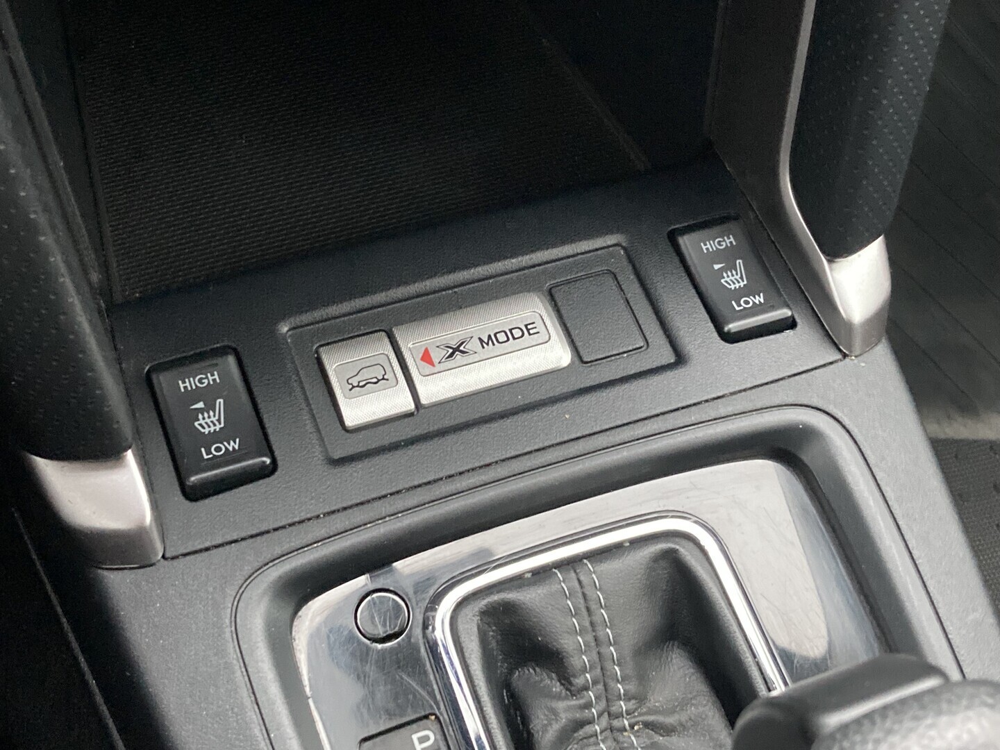 SUBARU Forester 2016